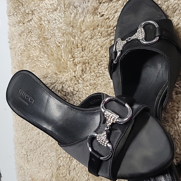 Gucci black satin sandals, with horsebit jeweled design, very pretty, preloved - Picture 3 of 5